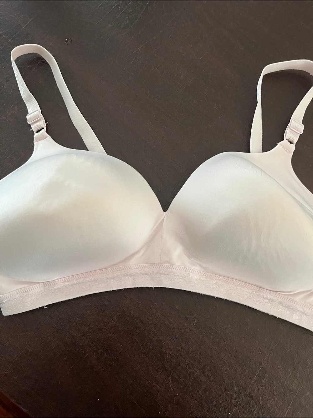 🌸🌸🌸Warner's Light Pink Wireless Molded T-Shirt Bra